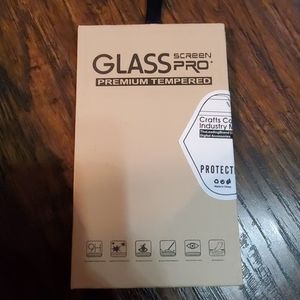 2 screen protectors for galaxy S10E